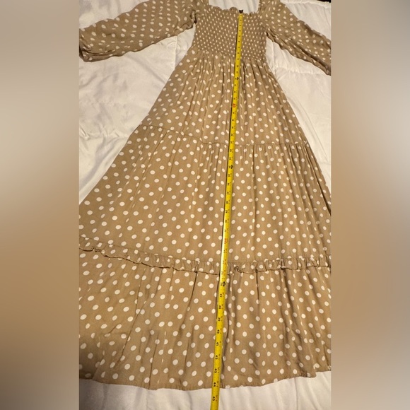 Anthropologie Dolan Left Coast
Womens Smocked Midi Polka Dot Dress
XSmall Beige - Picture 6 of 15